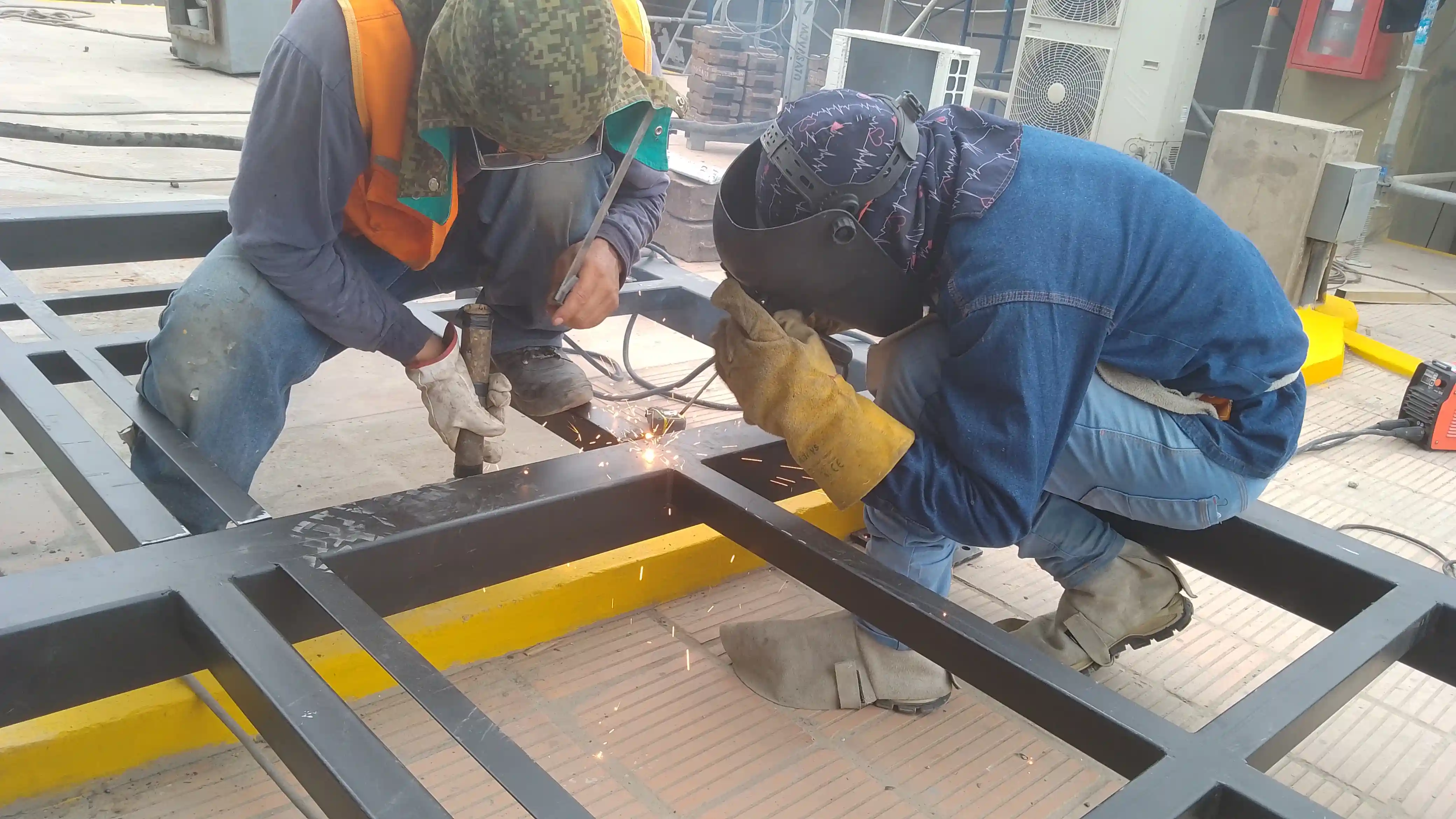 Plataformas A/C en CC Camino Real — imagen 8