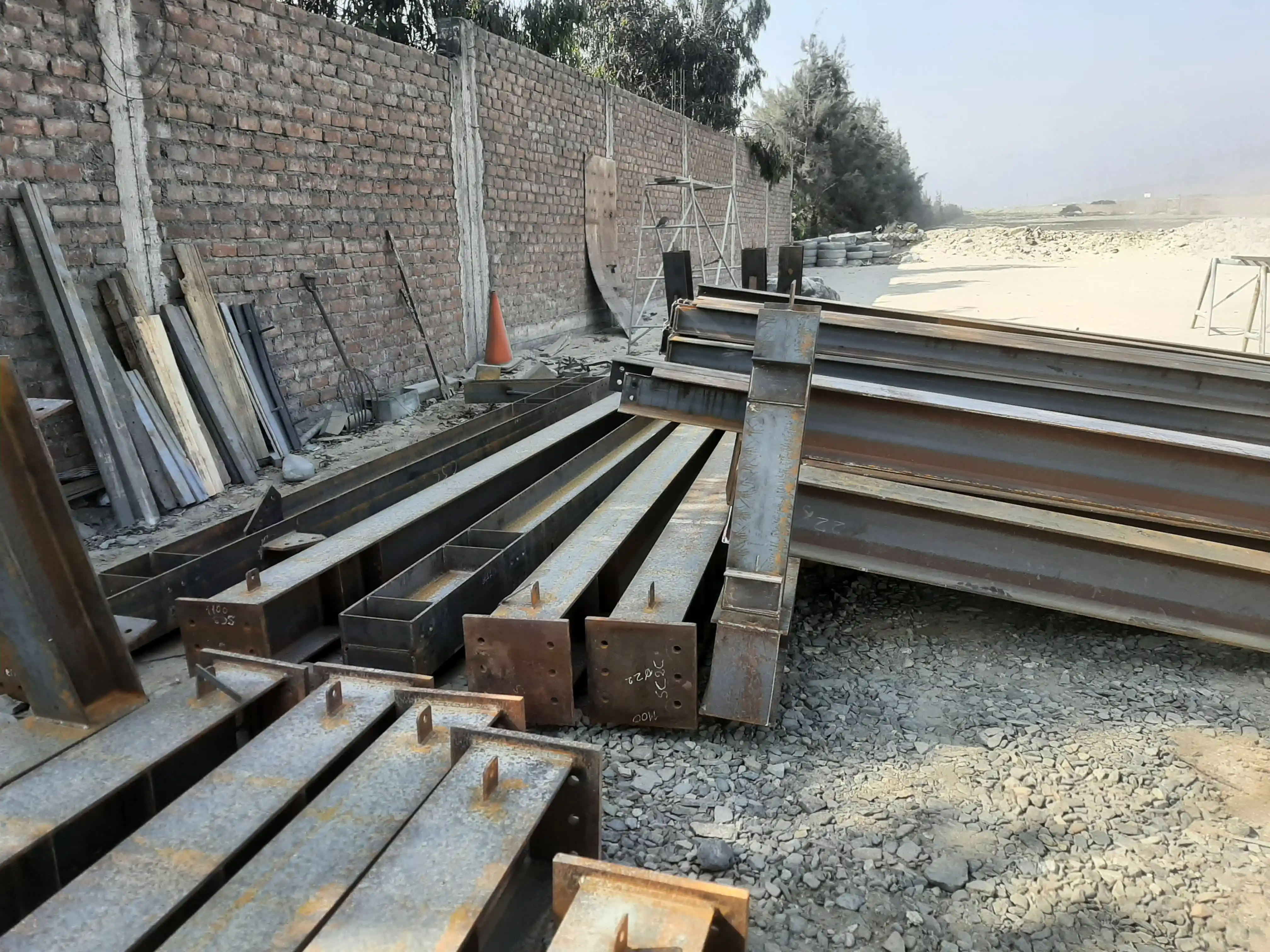 Cuartos de Máquinas Central Solar — imagen 1
